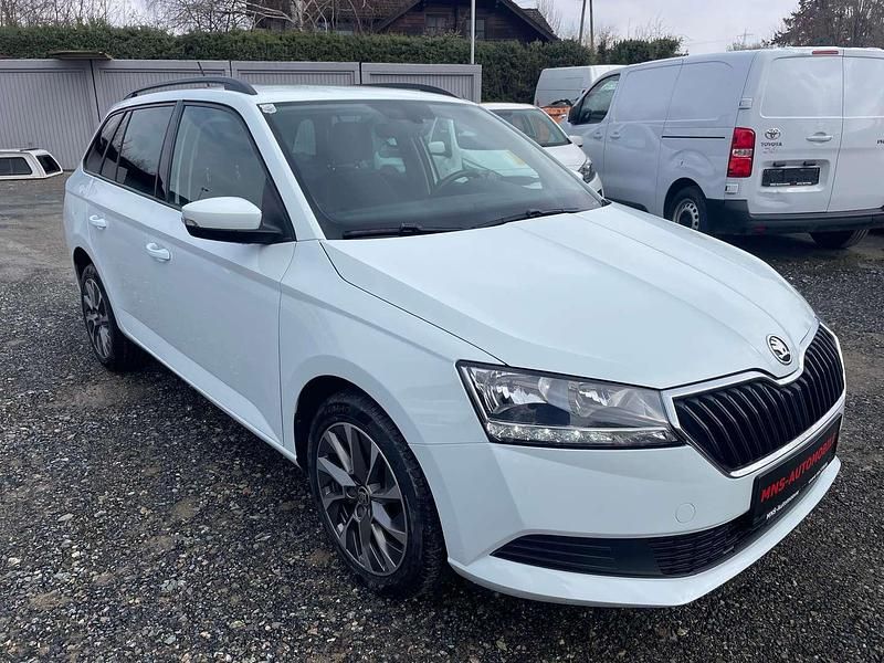 Gebraucht Skoda Fabia Ambition 95 PS (69 kW) 2019 Weiß Kleinwagen