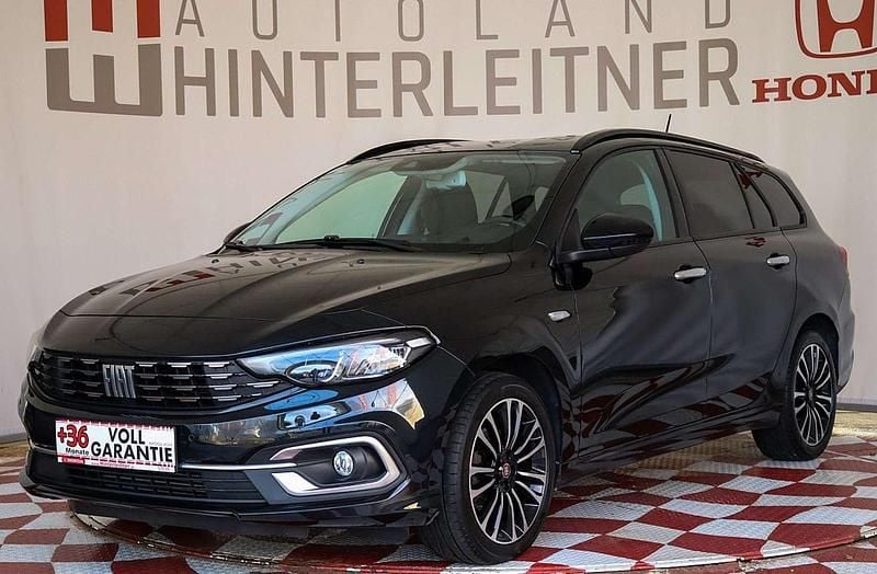 Schwarz Gebraucht 2021 Fiat Tipo Life Kombi | € 13.980 (Etwas zu teuer) - Bild 1/4