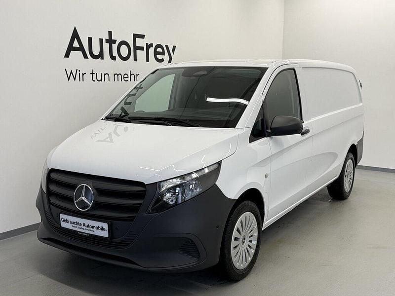 Weiß Gebraucht 2024 Mercedes Vito Van | € 44.890 (Fairer Preis) - Bild 1/1