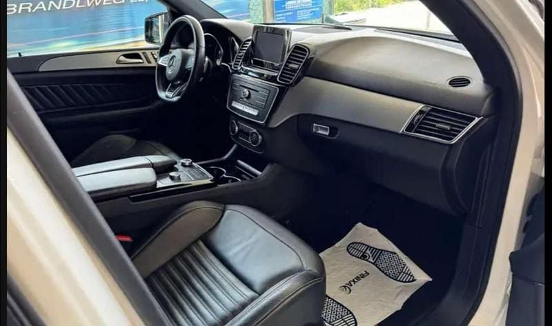 Gebraucht Mercedes GLE350 AMG line 258 PS (189 kW) 2015 SUV