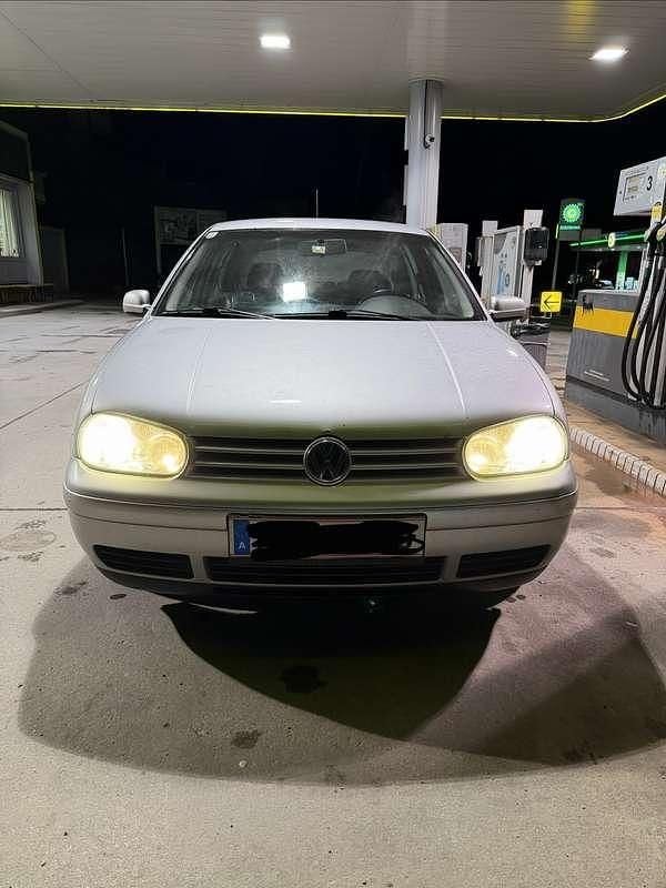 Gebraucht VW Golf IV 90 PS (66 kW) 2002 Limousine