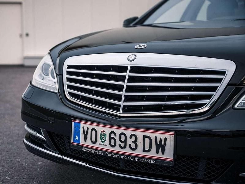 Gebraucht Mercedes S500 387 PS (284 kW) 2010 Schwarz Limousine
