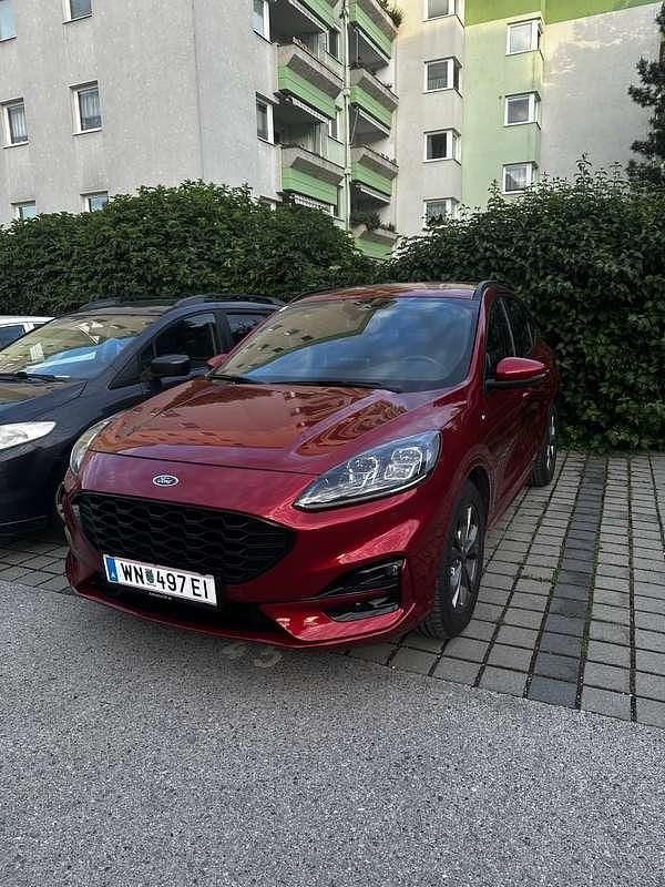 Gebraucht Ford Kuga ST-Line X 150 PS (110 kW) 2021 Rot SUV