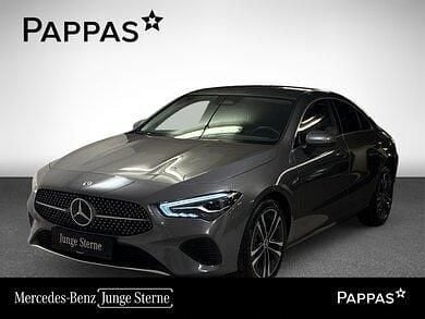Gebraucht Mercedes CLA180 136 PS (100 kW) 2024 Grau Limousine