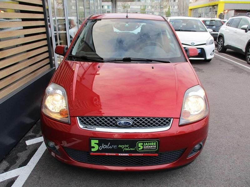 Gebraucht Ford Fiesta 69 PS (50 kW) 2007 Orange Kleinwagen
