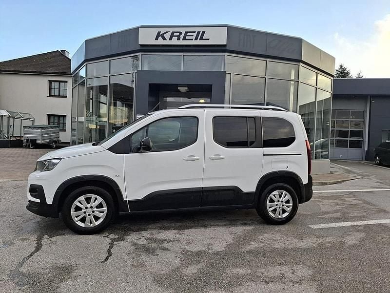 Weiß Gebraucht 2021 Peugeot Rifter Allure Van / Kleinbus | € 18.900 (Fairer Preis) - Bild 1/4