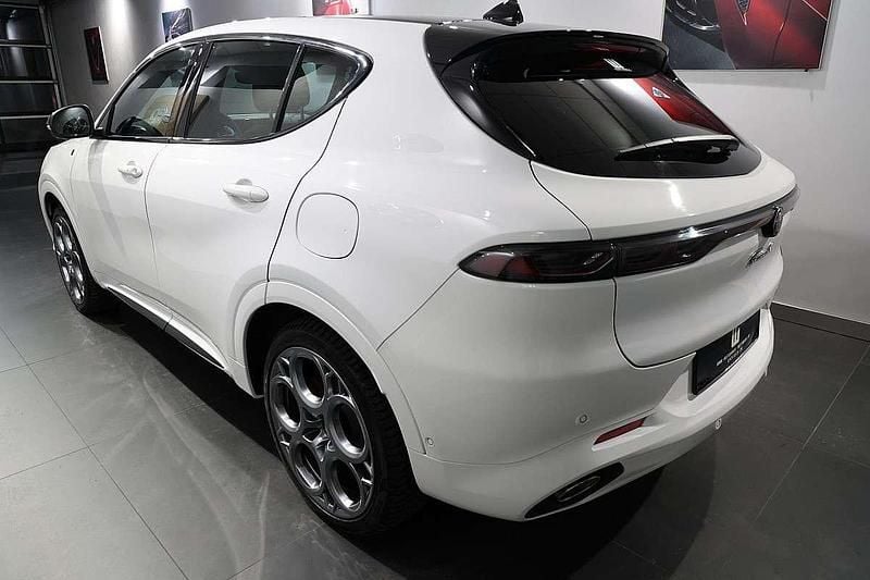 Gebraucht Alfa Romeo Tonale 180 PS (132 kW) 2024 Weiß SUV