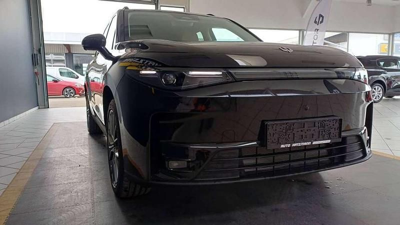 Neu Leapmotor C10 88 PS (64 kW) 2025 Schwarz SUV