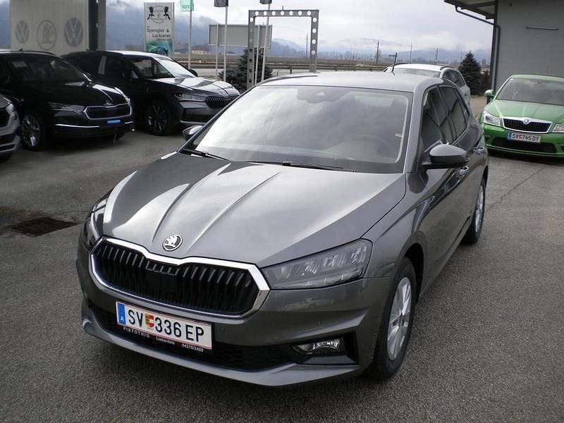 Neu Skoda Fabia Selection 95 PS (69 kW) 2026 Mittelgrau  metallic Kleinwagen