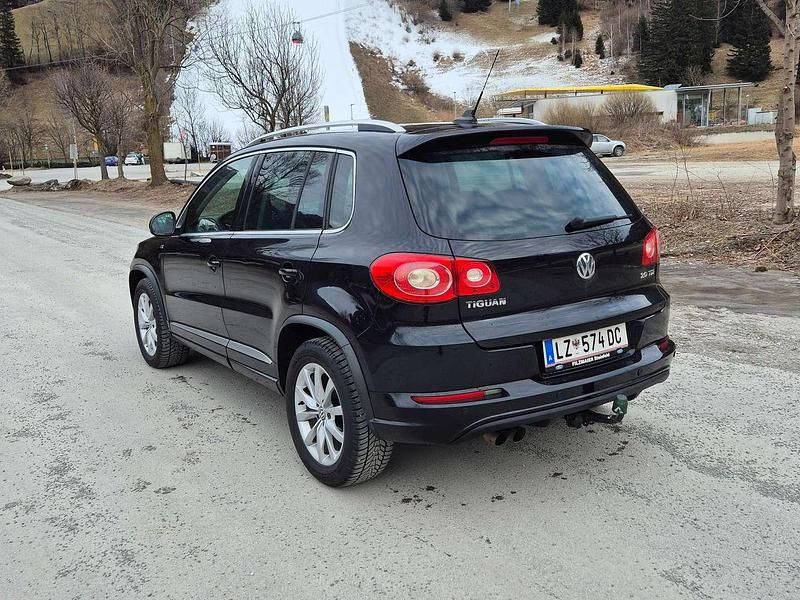 Gebraucht VW Tiguan 140 PS (102 kW) 2010 Schwarz SUV