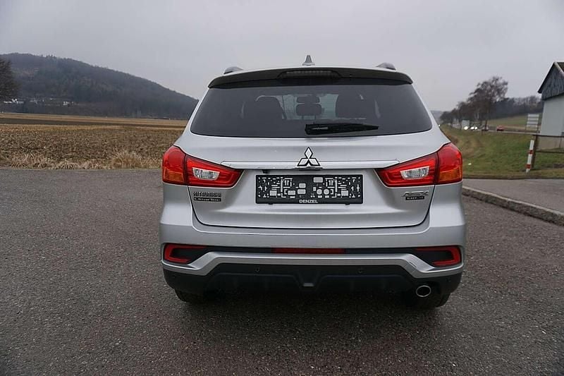 Gebraucht Mitsubishi ASX Intense 117 PS (86 kW) 2020 Silber SUV