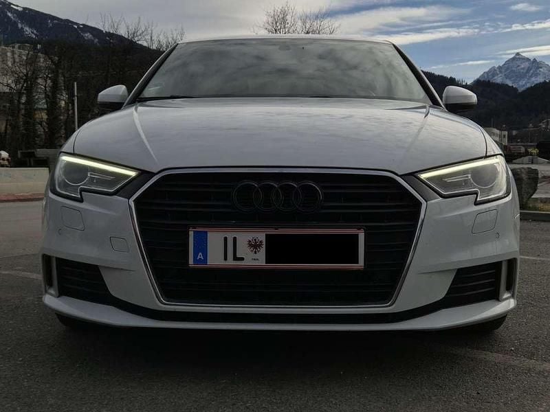 Gebraucht Audi A3 Sport 110 PS (80 kW) 2017 Weiß Limousine