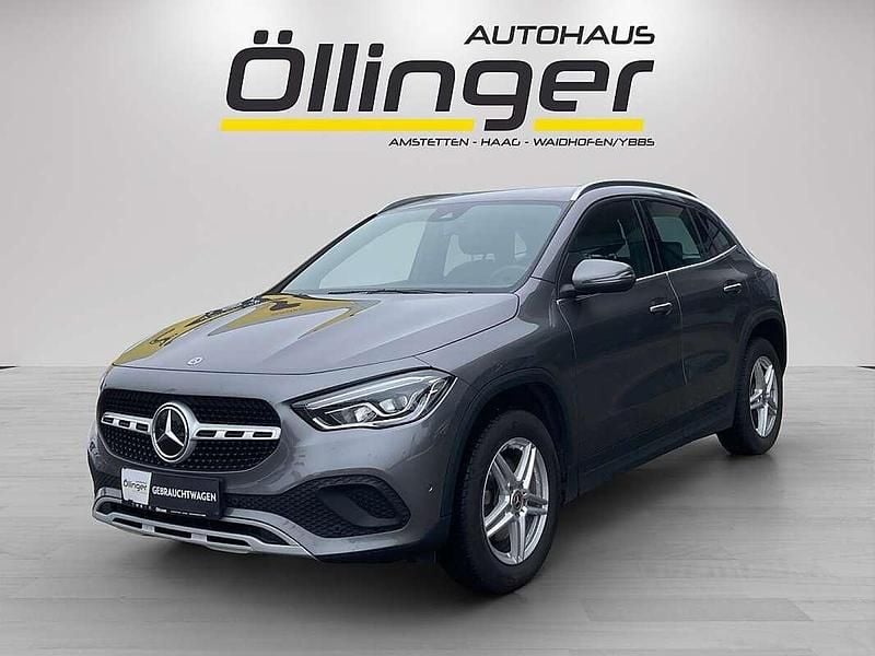 Gebraucht Mercedes GLA180 116 PS (85 kW) 2022 Grau SUV