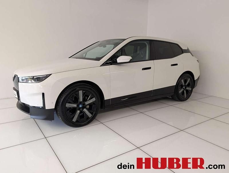 Gebraucht BMW iX Shadowline 239 kW (326 PS) 2021 Alpinweiß SUV