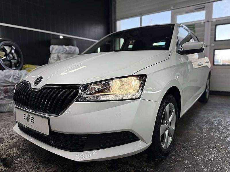 Gebraucht Skoda Fabia 60 PS (44 kW) 2020 Weiß Limousine