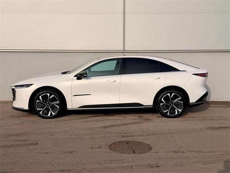 Neu Mazda 6e Takumi-Line 189 kW (258 PS) 2025 Crystal weiß Limousine