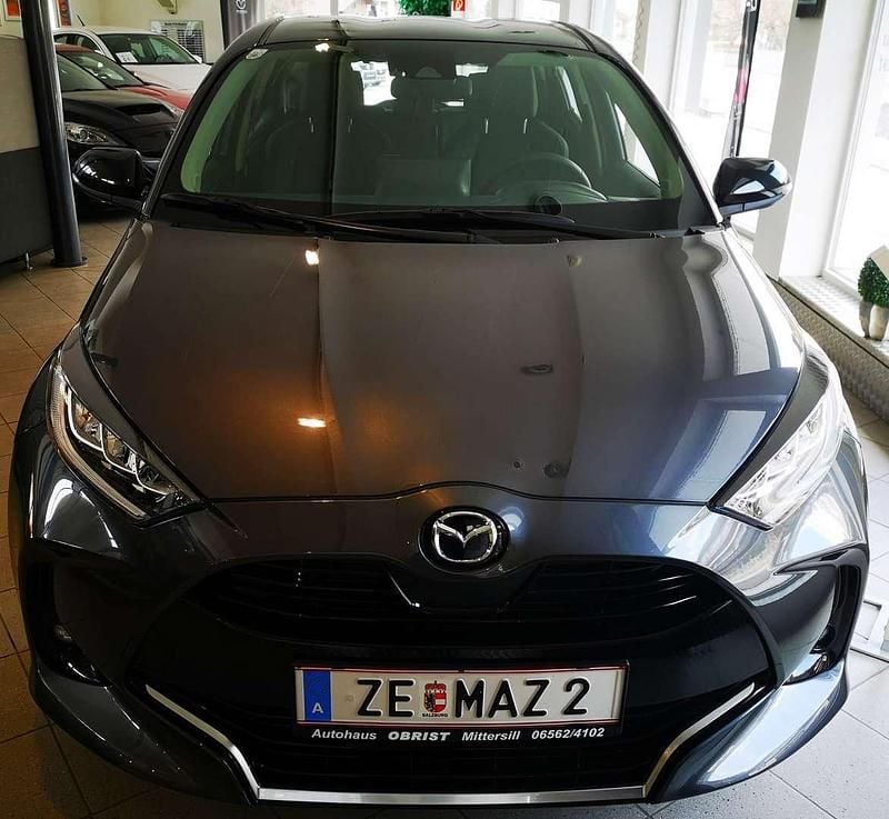 Grau Gebraucht 2023 Mazda 2 Comfort Limousine | € 22.200 (Fairer Preis) - Bild 1/4