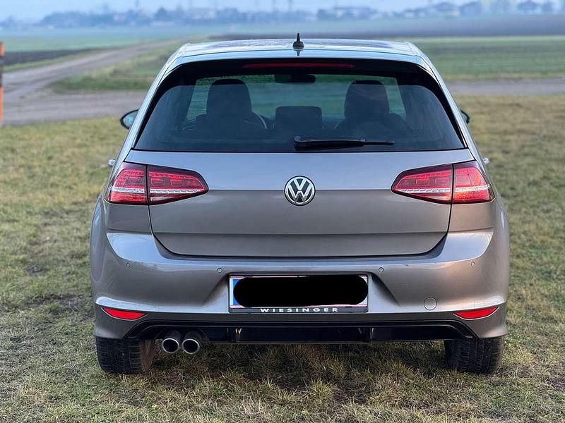 Gebraucht VW Golf VII R-line 150 PS (110 kW) 2016 Grau Limousine