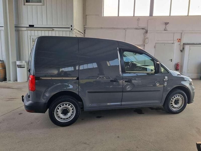 Gebraucht VW Caddy 84 PS (61 kW) 2019 Grau Van / Kleinbus