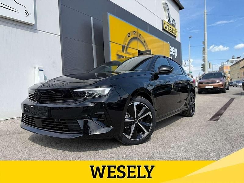 Gebraucht Opel Astra 131 PS (96 kW) 2025 Schwarz Limousine