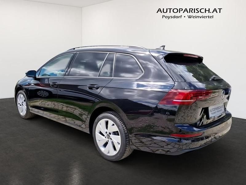 Neu VW Golf VIII Business 115 PS (84 kW) 2026 Schwarz  metallic Kombi