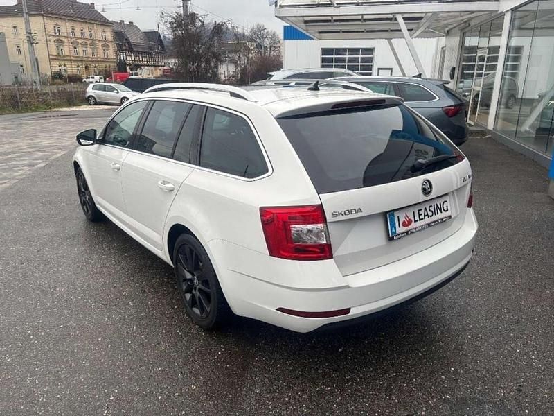 Gebraucht Skoda Octavia Style 116 PS (85 kW) 2017 Weiß Kombi