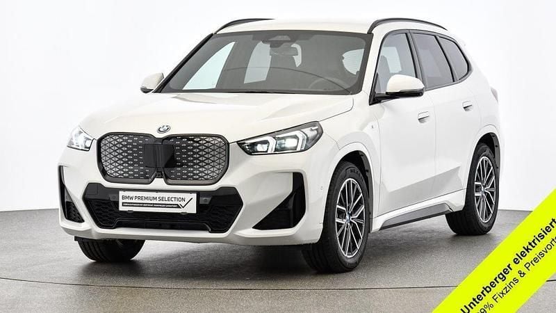 Gebraucht BMW iX1 Shadowline 225 kW (306 PS) 2024 Alpinweiß SUV