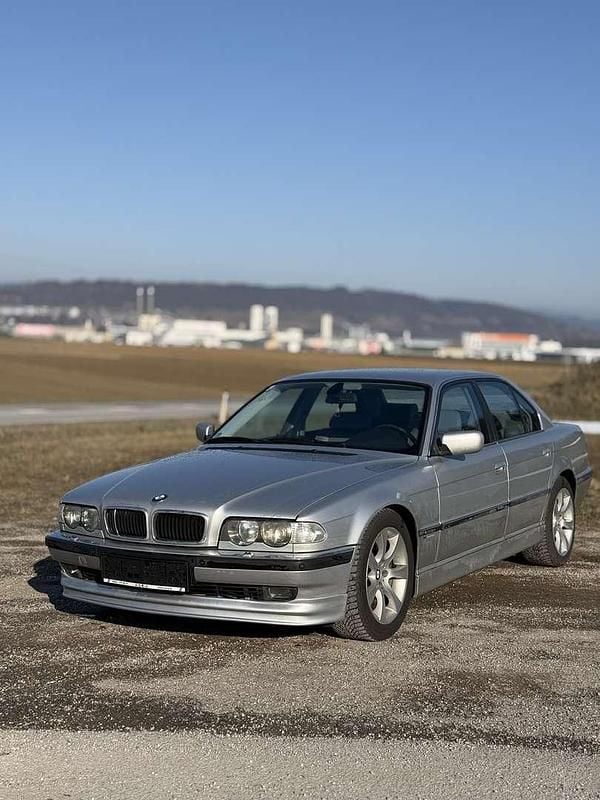 Gebraucht BMW 730 193 PS (141 kW) 2001 Limousine