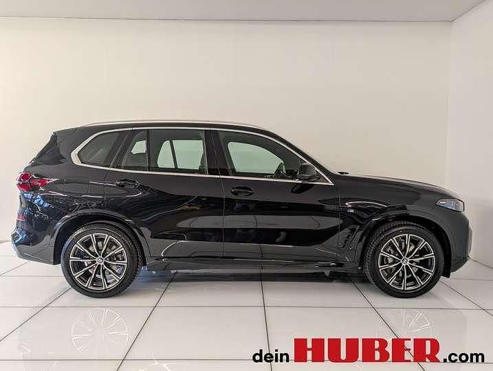 Neu BMW X5 286 PS (210 kW) 2025 Schwarz SUV