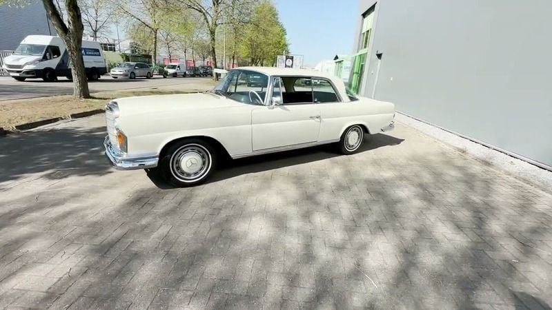 Gebraucht Mercedes 280 SE 160 PS (117 kW) 1968 Weiß Coupé