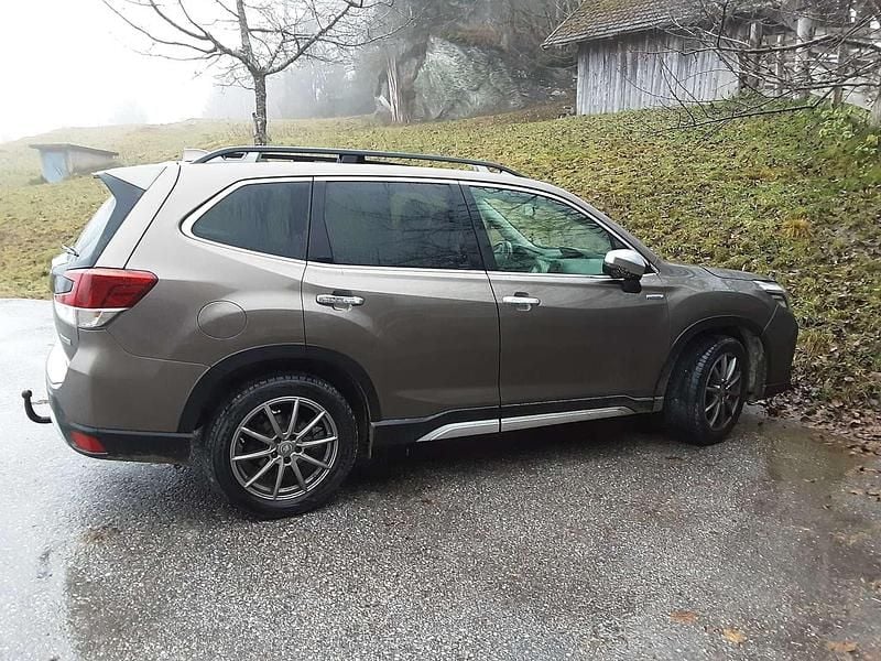 Gebraucht 2020 Subaru Forester Premium SUV | € 24.800 (Fairer Preis) - Bild 1/4