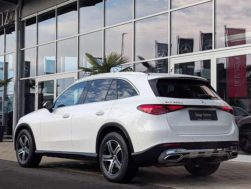 Gebraucht Mercedes GLC200 Edition 163 PS (119 kW) 2025 Weiß SUV