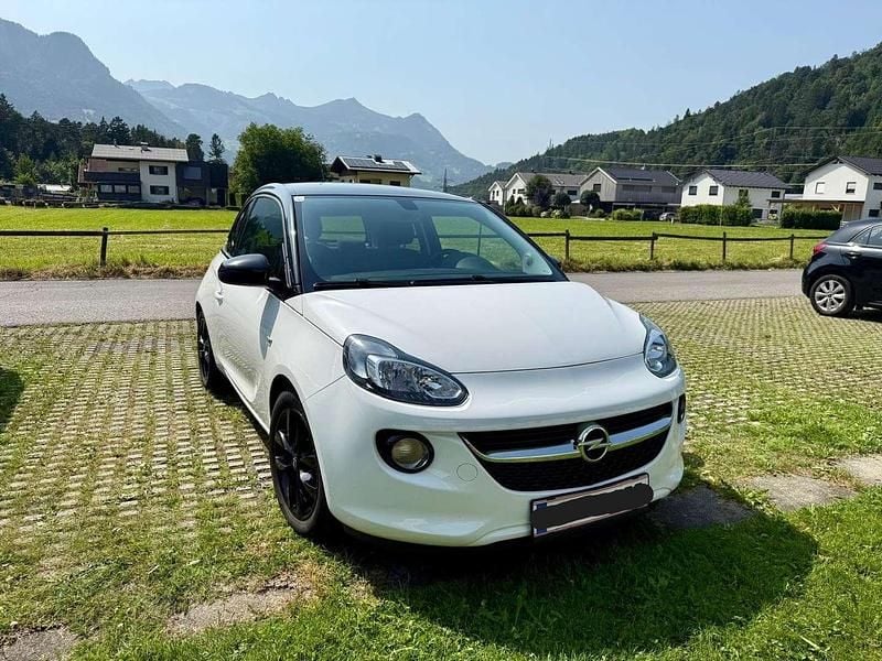 Weiß Gebraucht 2017 Opel Adam Glam Kleinwagen | € 7.000 (Guter Preis) - Bild 1/4