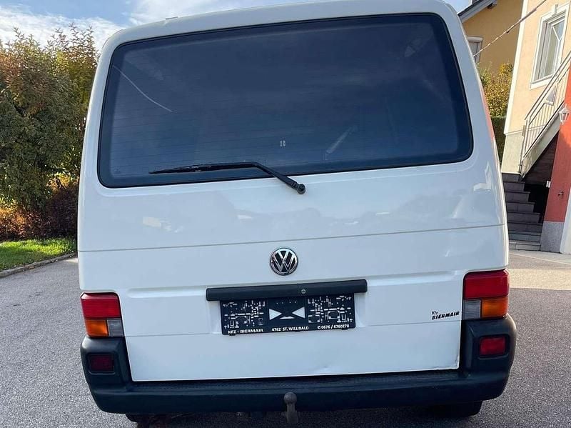 Gebraucht VW T4 88 PS (64 kW) 2001 Van