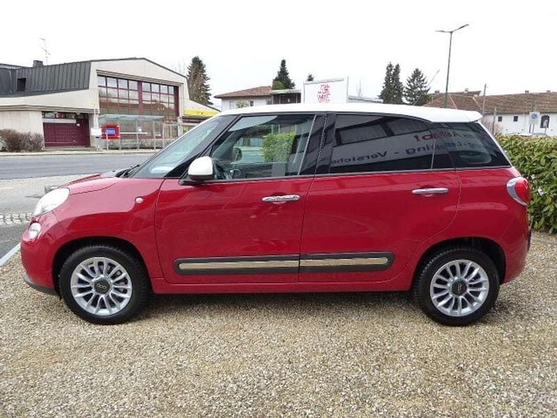 Gebraucht Fiat 500L Lounge 84 PS (61 kW) 2015 Rot Van / Kleinbus