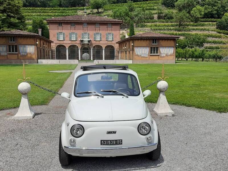 Weiß Gebraucht 1975 Fiat 500 Limousine | € 13.898 - Bild 1/4