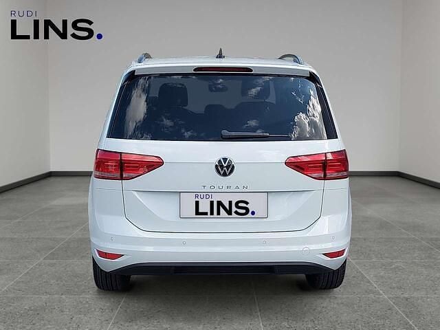 Neu VW Touran 150 PS (110 kW) 2026 Weiss  normal Van / Kleinbus