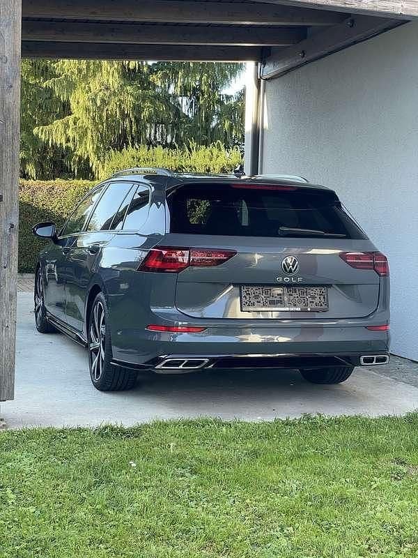 Gebraucht VW Golf VIII R-line 150 PS (110 kW) 2021 Kombi