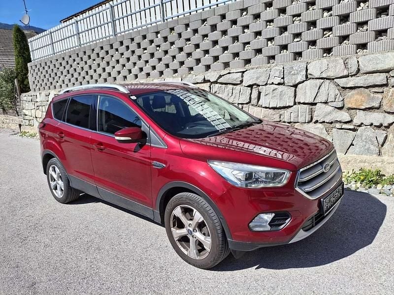 Gebraucht Ford Kuga Titanium 150 PS (110 kW) 2017 SUV
