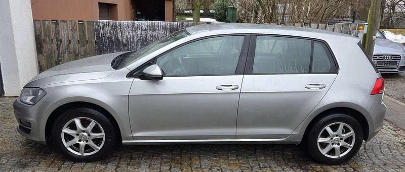 Gebraucht VW Golf VII 90 PS (66 kW) 2014 Silber Limousine