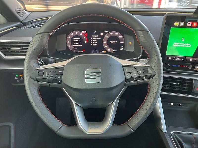 Neu Seat Leon FR 115 PS (84 kW) 2026 Weiss  normal Kombi