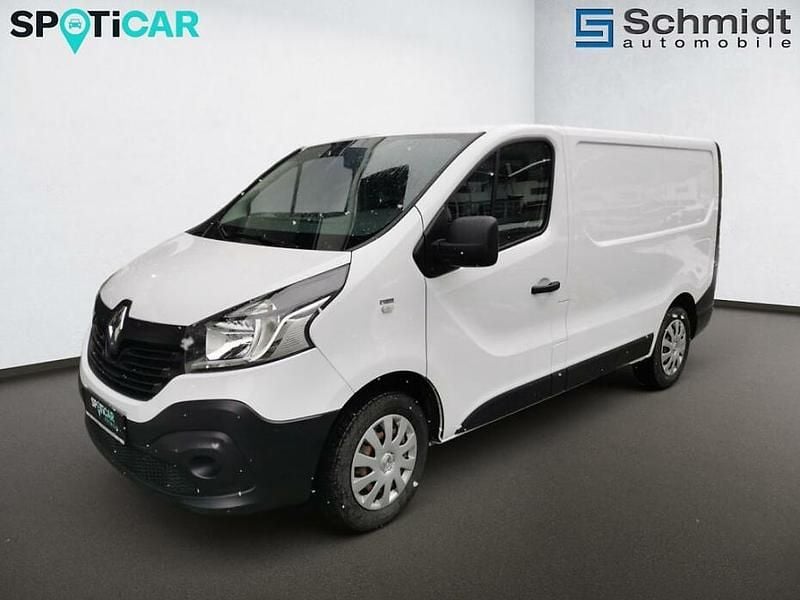 Gebraucht Renault Trafic 122 PS (89 kW) 2018 Weiß Van / Kleinbus