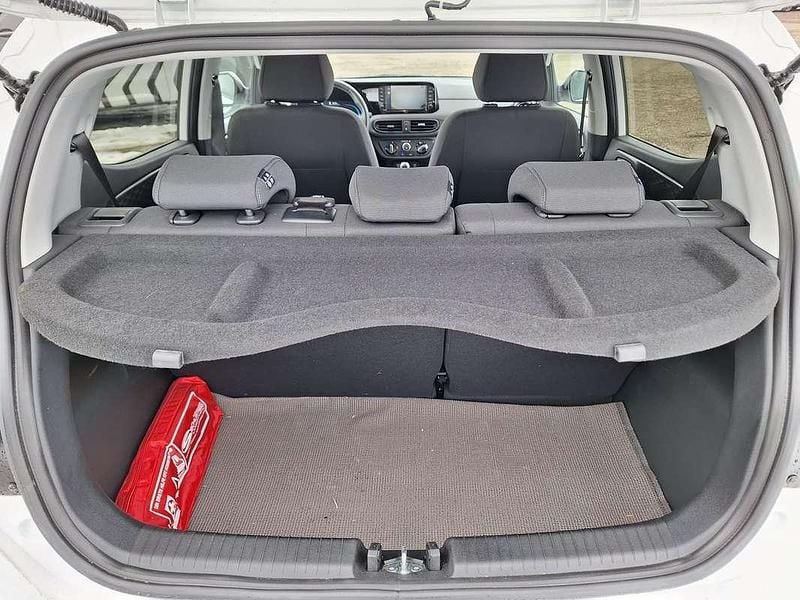 Gebraucht Hyundai i10 GO! 79 PS (58 kW) 2024 Weiß Kleinwagen