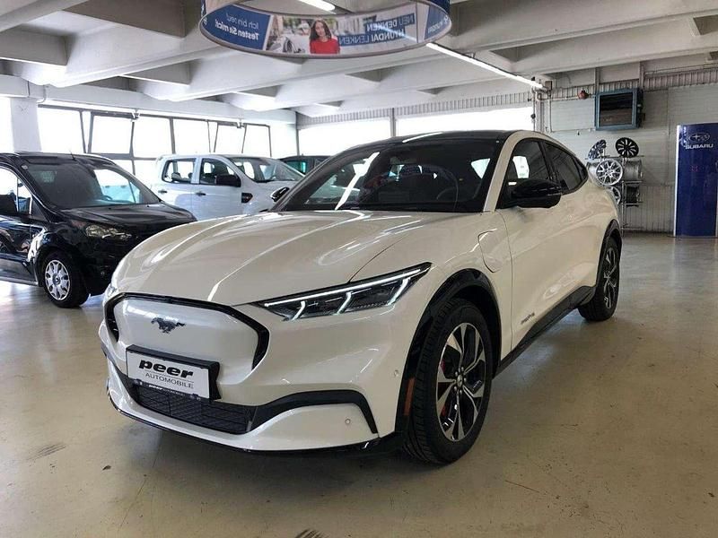 Gebraucht Ford Mustang Mach-E 189 kW (258 PS) 2021 Weiß SUV