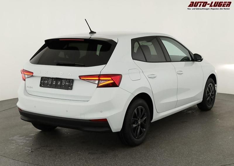Neu Skoda Fabia Selection 2025 Moon weiß metallic Kleinwagen