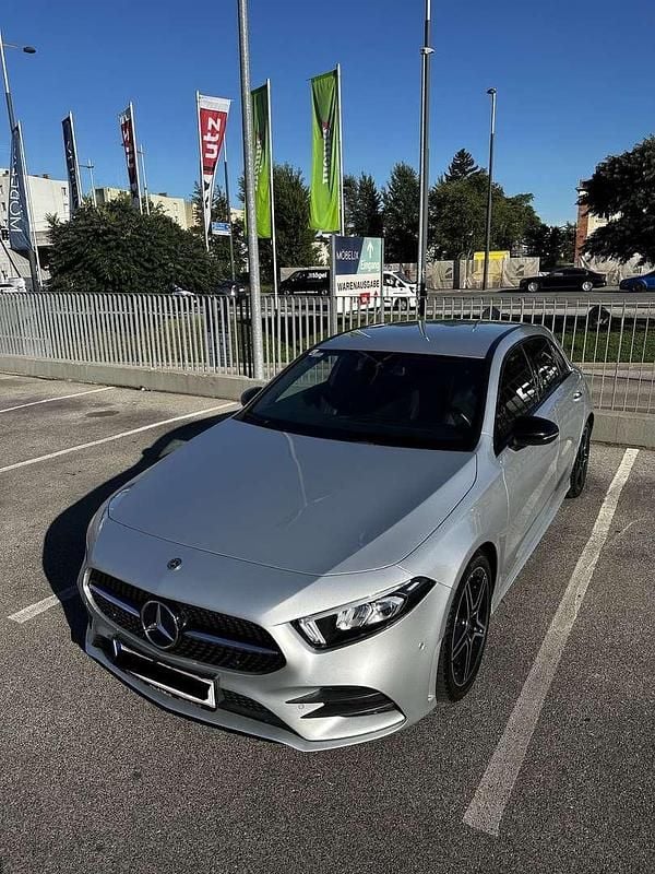 Gebraucht Mercedes A200 AMG line 150 PS (110 kW) 2020 Grau Kleinwagen