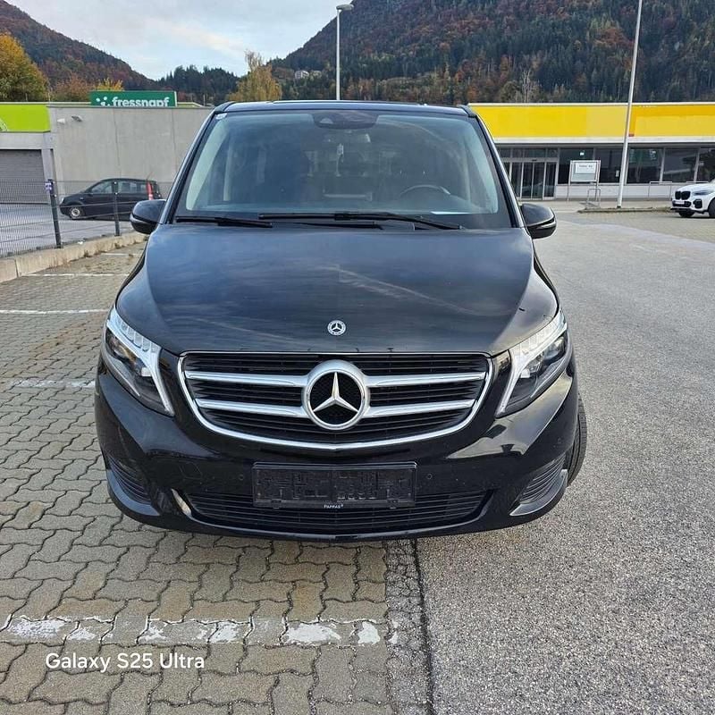 Gebraucht Mercedes V220 122 PS (89 kW) 2019 Van / Kleinbus