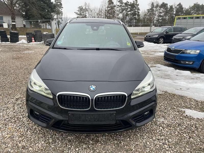 Gebraucht BMW 220 Sport Line 190 PS (139 kW) 2016 Schwarz Van / Kleinbus