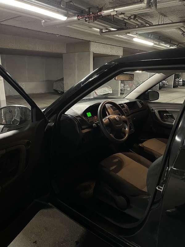 Gebraucht Skoda Fabia 60 PS (44 kW) 2011 Limousine