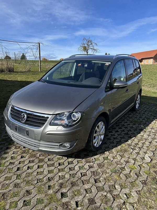 Gebraucht VW Touran Highline 150 PS (110 kW) 2009 Grau Van / Kleinbus